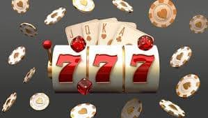 777ii স্লটস মোবাইলে খেলার স্ক্রিনশট দেখাচ্ছে